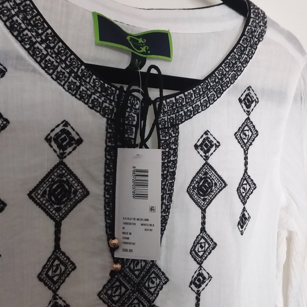 C. Wonder Ladies Black and White Tunic Top - Picture 7 of 8